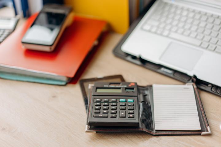 1691742640484716.jpg 合同1 (2).jpg